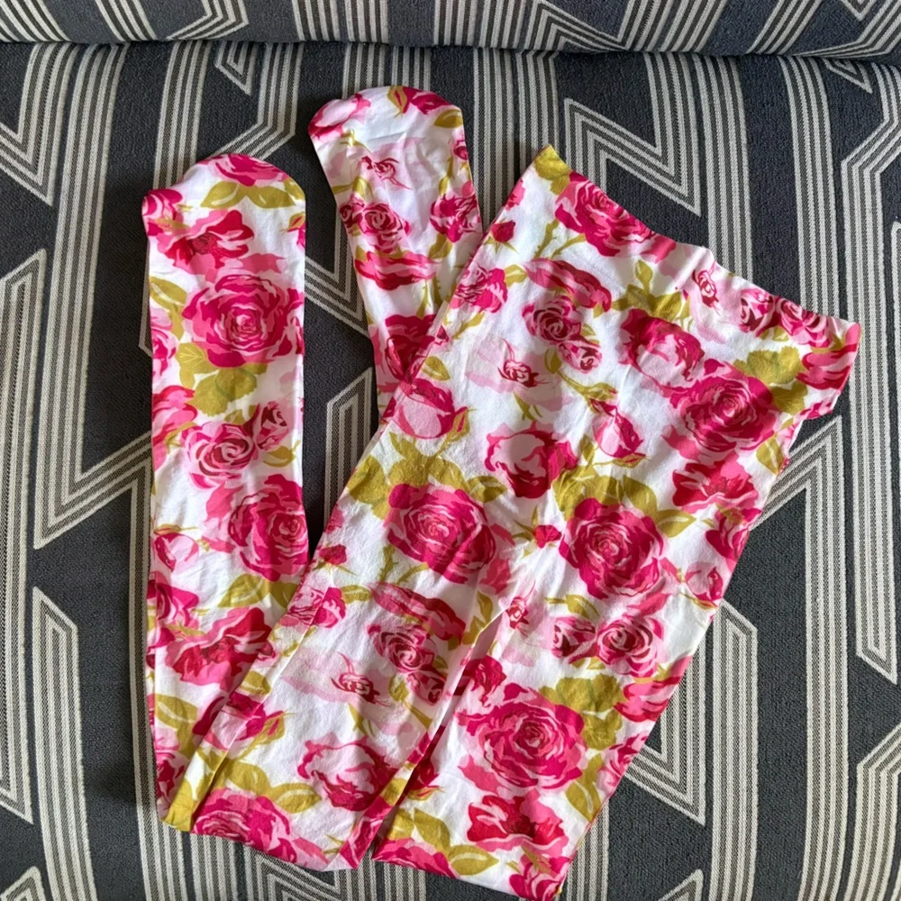 AKIRA Titsy Floral Rose Opaque Tights